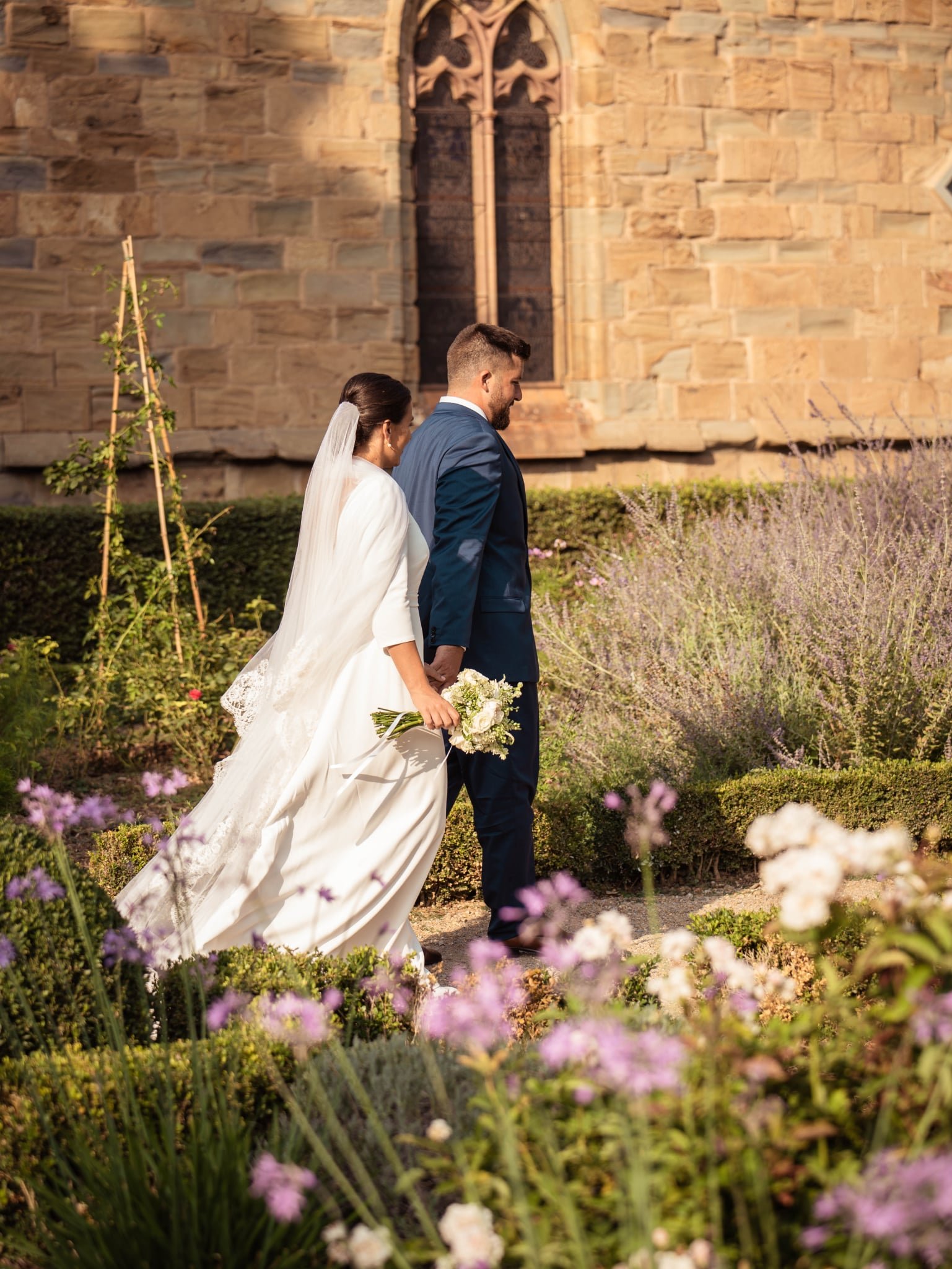 9c8049ea e479 4cd3 bf22 c312aa6b7ae8